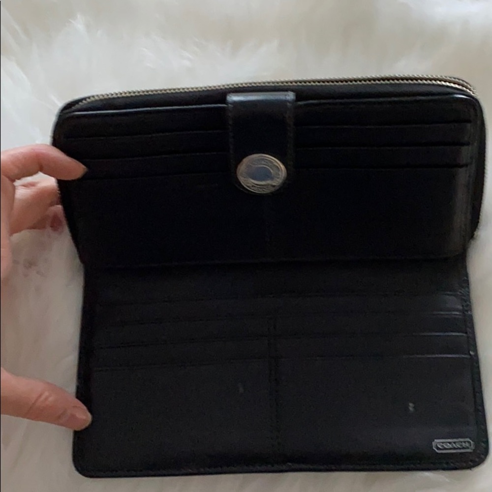 Authentic Coach Wallet Has The Code Number Inside - image 4